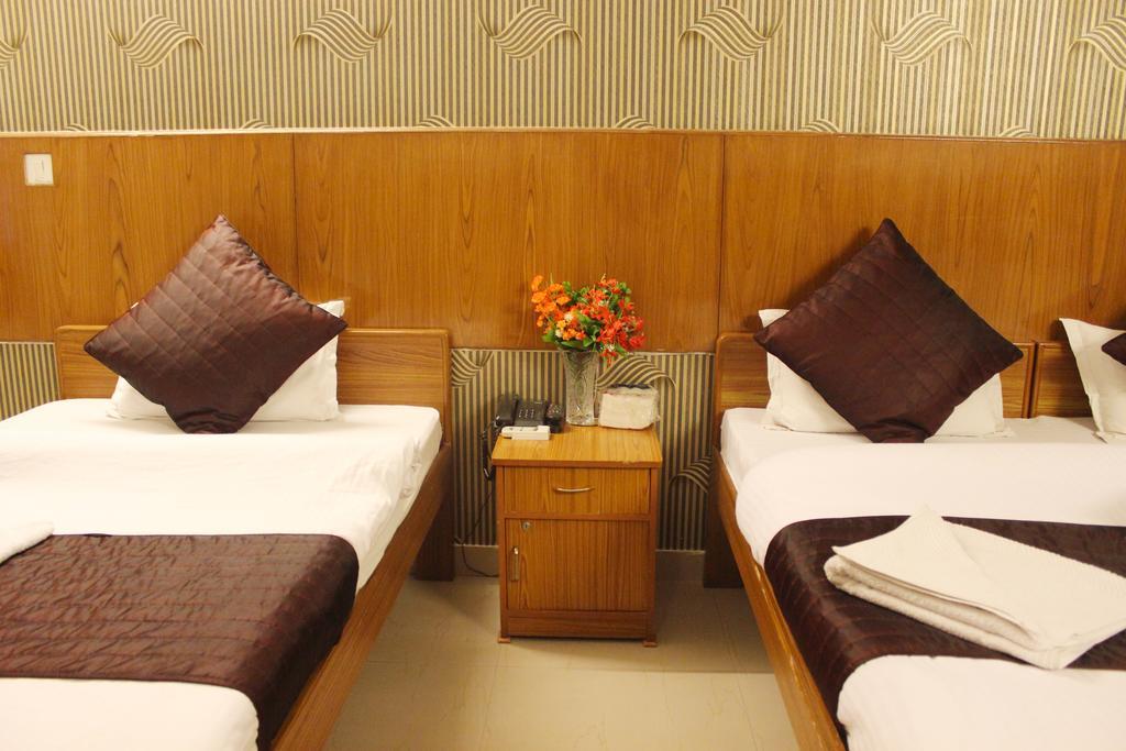 Hotel Delhi Marine Club C6 Vasant Kunj New Delhi Exteriör bild