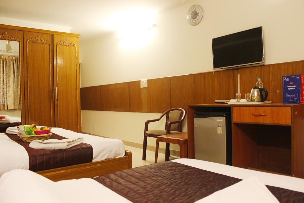 Hotel Delhi Marine Club C6 Vasant Kunj New Delhi Exteriör bild